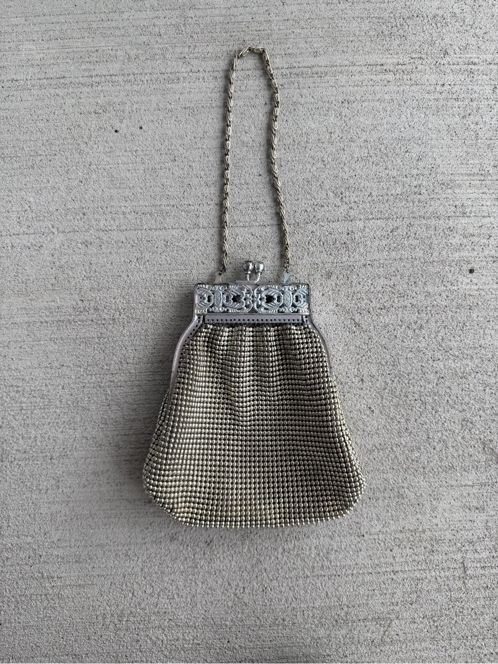 Vintage Whiting & Davis Silver Tone Mesh Evening Bag Purse Kiss Lock 1970s 1980s